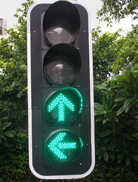 四(sì)聯(lián)道路交通信號燈